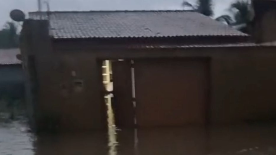 Chuva torrencial surpreende Barão de Grajaú e provoca alagamentos no interior do Maranhão