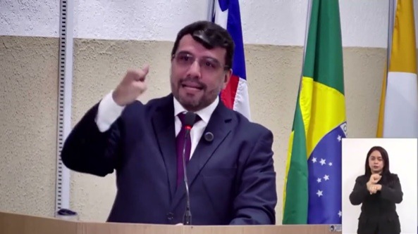 Lázaro Martins denuncia que oposição incentiva discurso de ódio e discriminatório após votação dos precatórios do Fundef em Timon