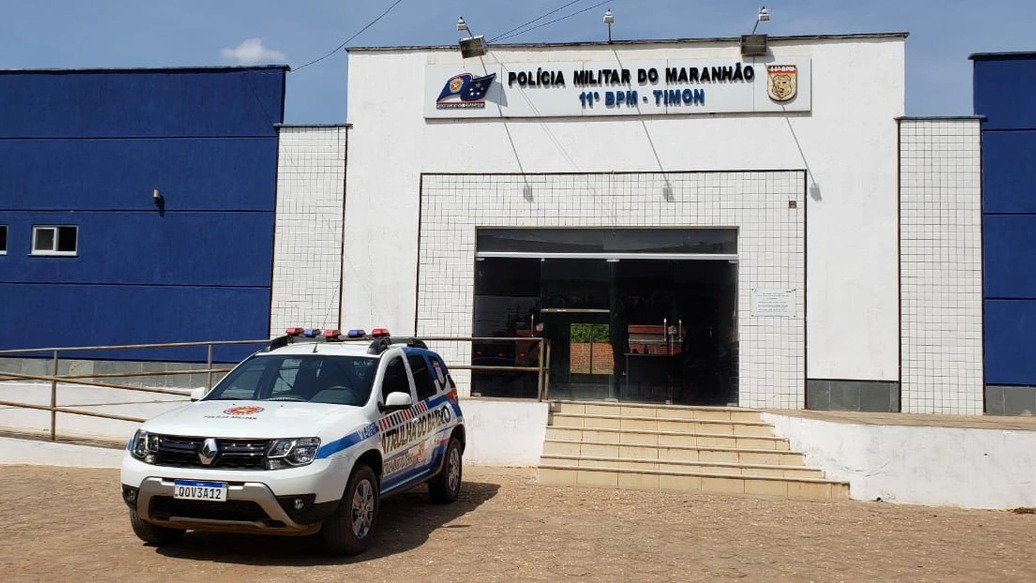Mãe pede socorro no Batalhão de Timon com bebê engasgada