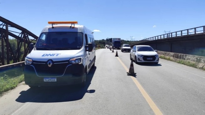 DNIT implanta 'pare e siga' em ponte para entrar em São Luís