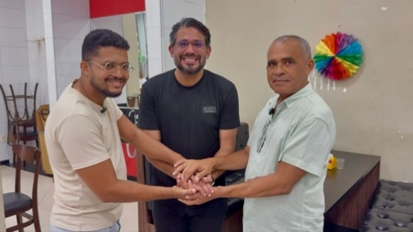 Suplentes de vereador de Timon anunciam apoio a Julyfran para estadual