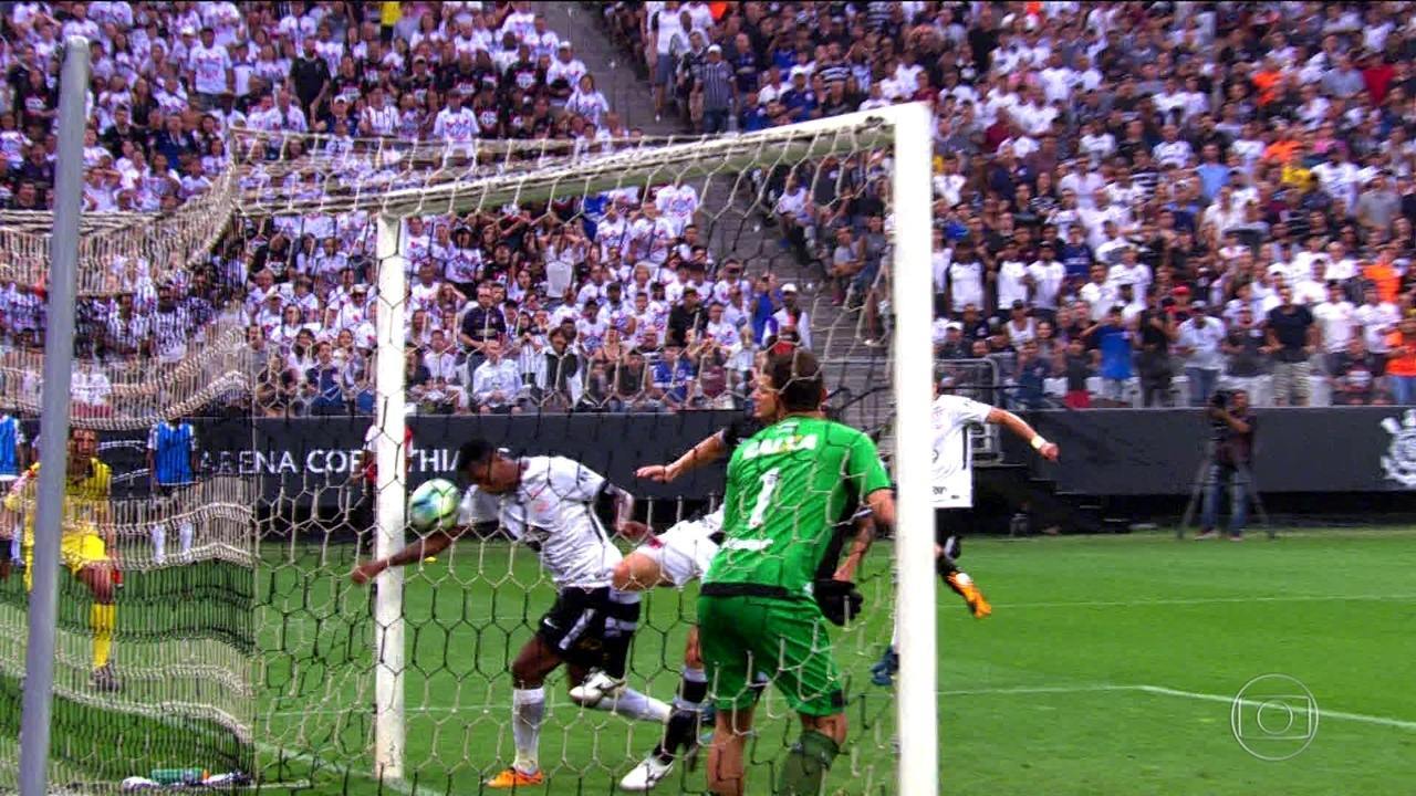Após gol de Jô, CBF adota recurso de vídeo no Brasileirão