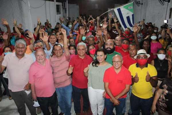 Coelho Neto : Vice do prefeito Américo de Sousa é recepcionada com entusiasmo por aliados