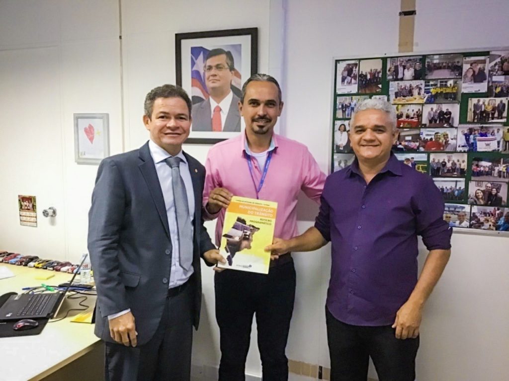 Em São Luis, prefeito Américo de Sousa busca parcerias e recursos para Coelho Neto