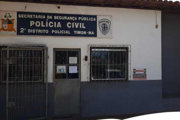 Em primeira mão ! Indivíduos armados disparam vários tiros em delegacia de Timon