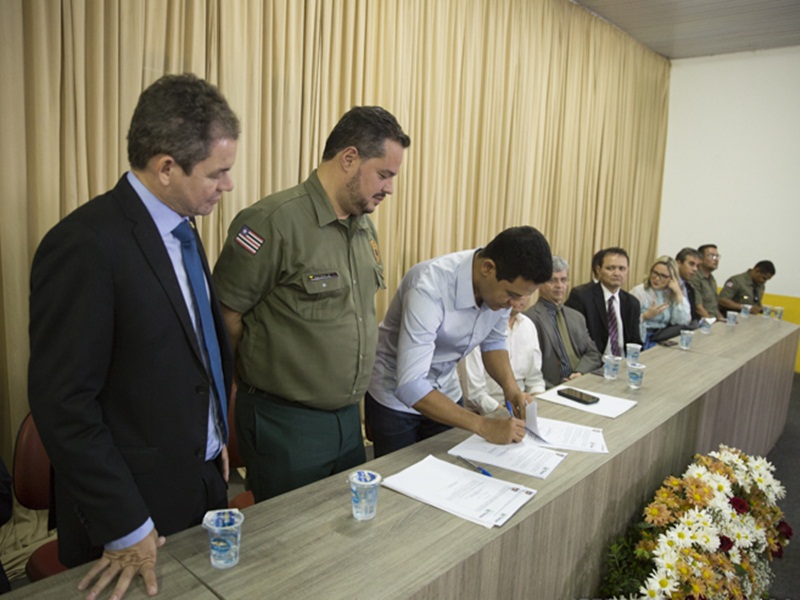 Prefeitura de Timon e governo do Maranhão assinam convênio de reinserção social através do trabalho digno