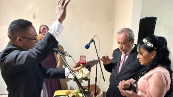 Empreendedora timonense comemora 60 anos e celebra três décadas de casamento em cerimônia religiosa