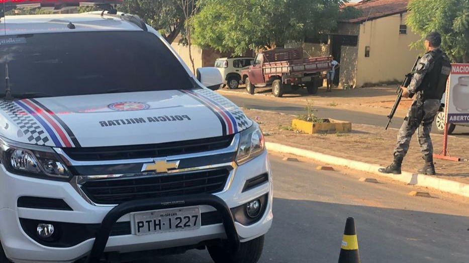 Suspeito de assalto morre em confronto com a Força Tática no Parque Alvorada, em Timon