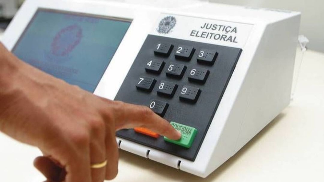 Pesquisa Quaest revela o que é decisivo pra ganhar o voto do brasileiro