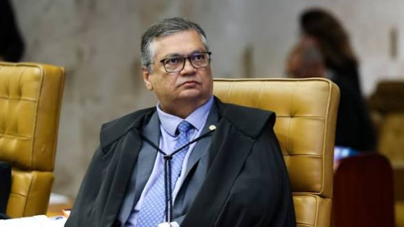 Dino rejeita intervenção no processo do Quinto Constitucional e envia documentos ao presidente do TJMA